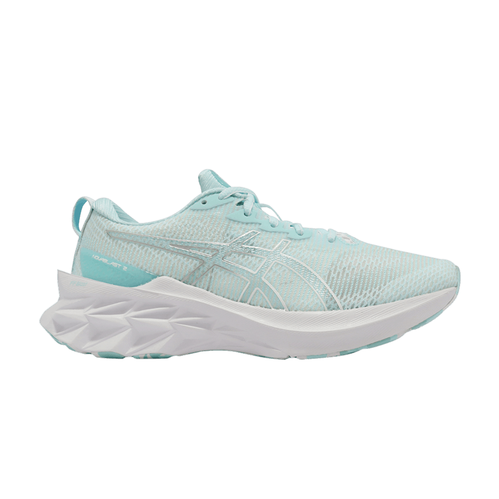 wmns-novablast-2-le-white-pure-silver-1012b177-100