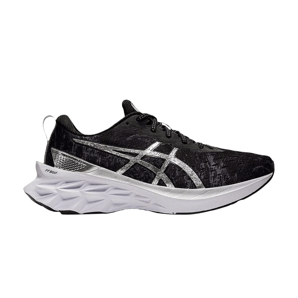 wmns-novablast-2-platinum-carrier-grey-pure-silver-1012b286-020
