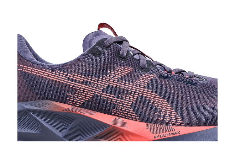 Кроссовки ASICS Wmns Novablast 5 'Greyish Purple Coral Reef'