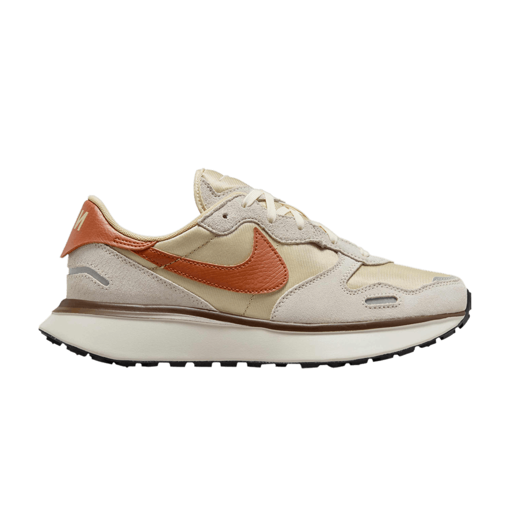 wmns-phoenix-waffle-team-gold-dark-russet-fd2196-700