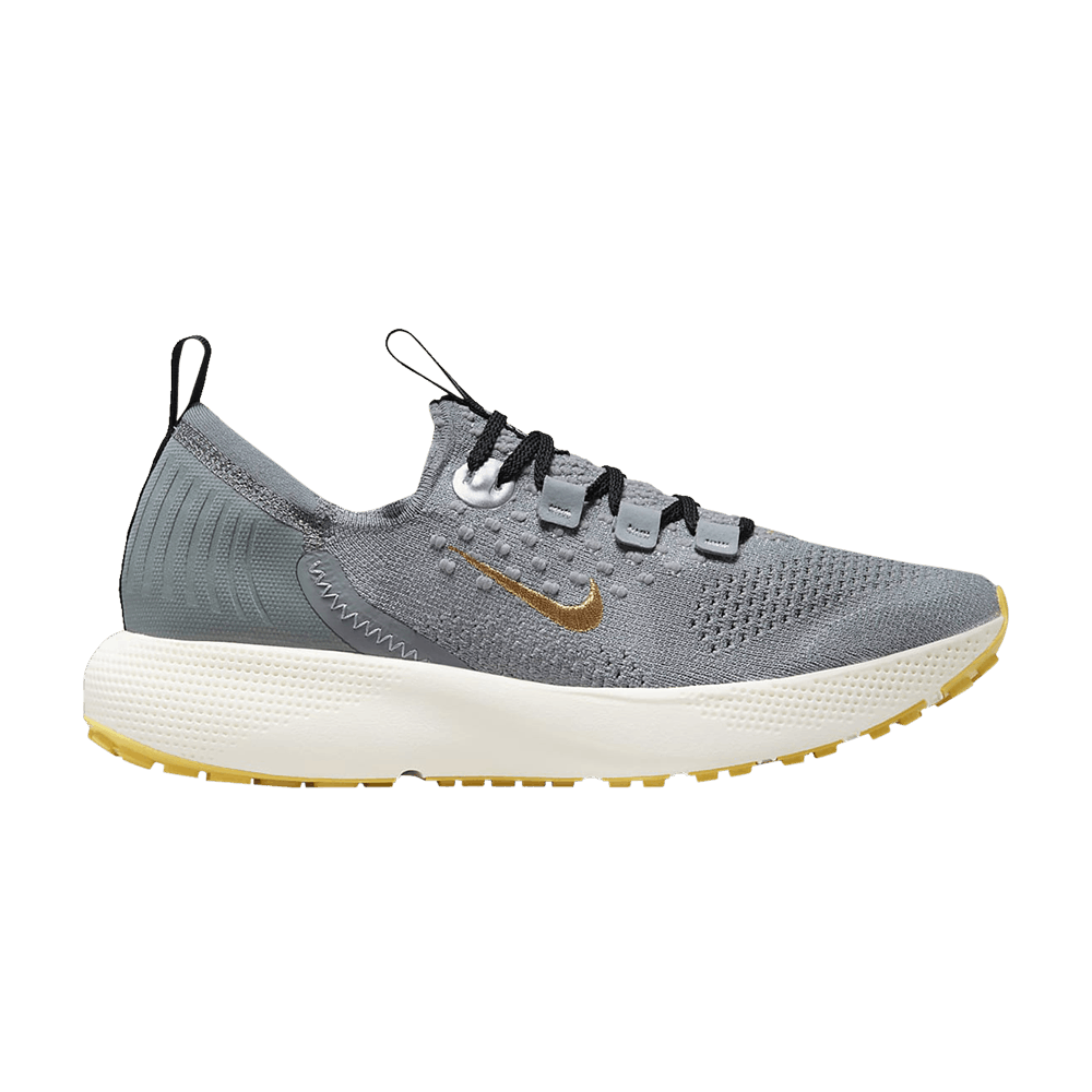 wmns-react-escape-run-flyknit-cool-grey-metallic-gold-coin-dc4269-003