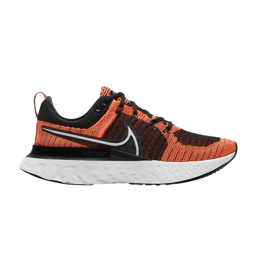wmns-react-infinity-run-flyknit-2-bright-mango-black-ct2423-800