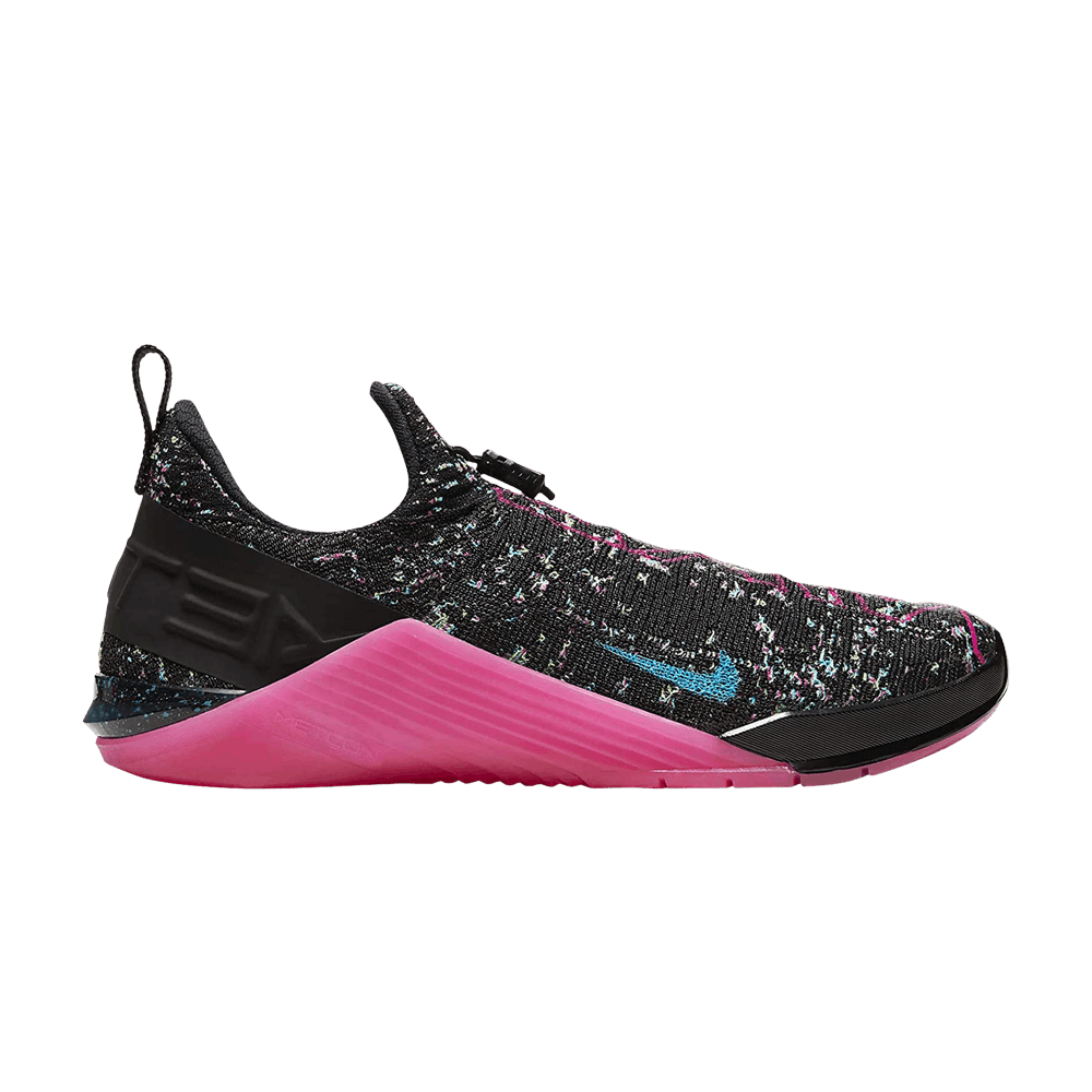 wmns-react-metcon-amp-black-fire-pink-ct9155-063