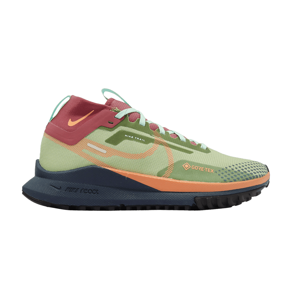 wmns-react-pegasus-trail-4-gore-tex-alligator-orange-trance-dj7929-300