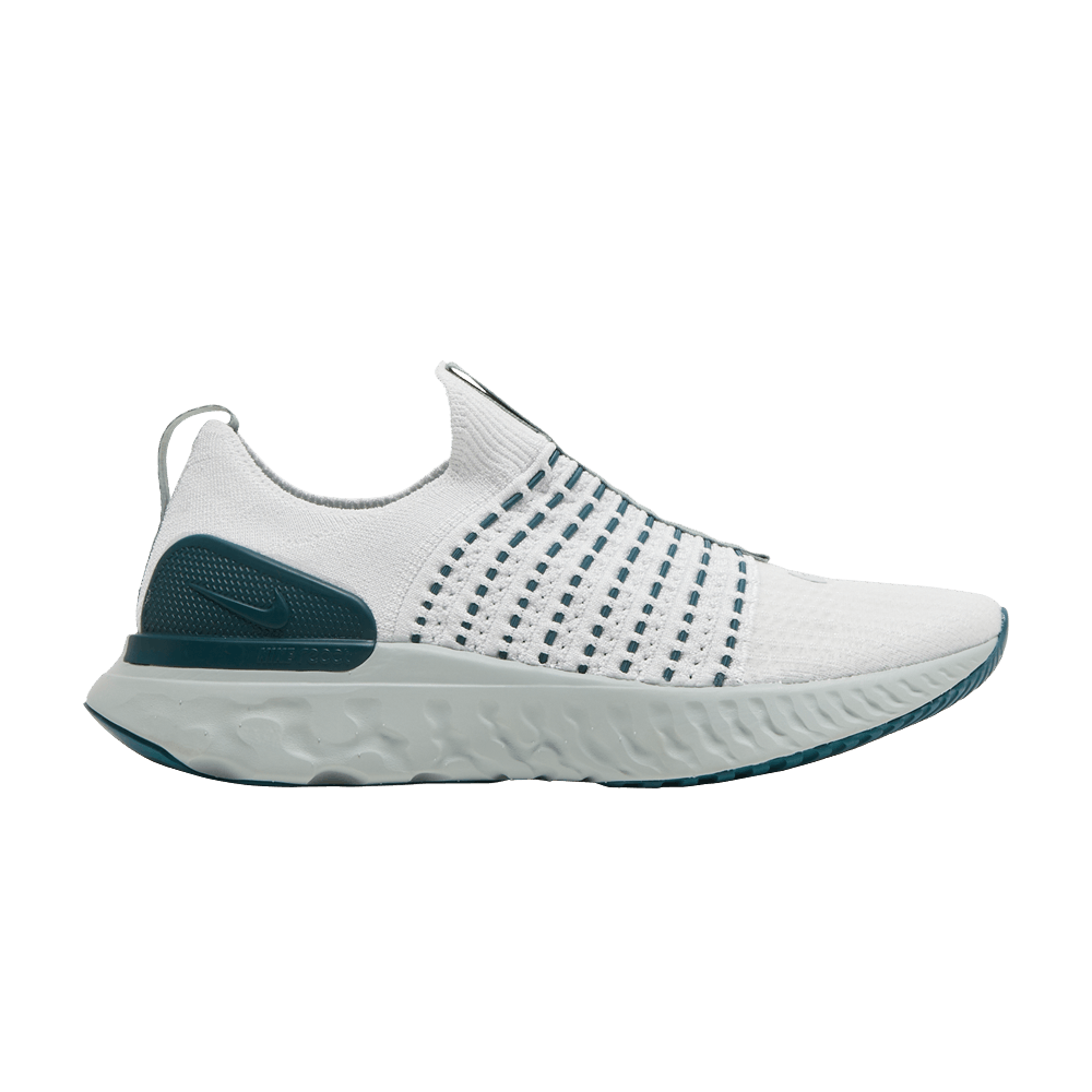 wmns-react-phantom-run-flyknit-2-platinum-tint-dark-teal-green-do6698-001