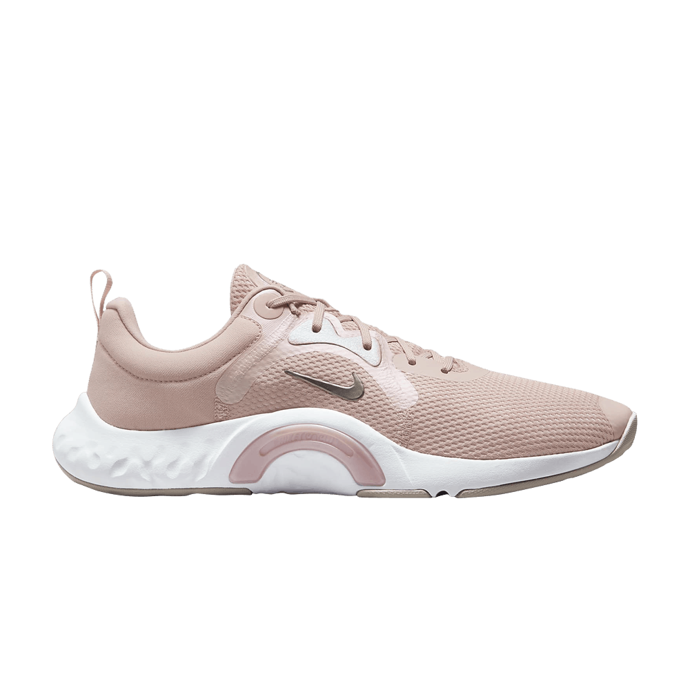 wmns-renew-in-season-tr-11-wide-pink-oxford-dn5116-600