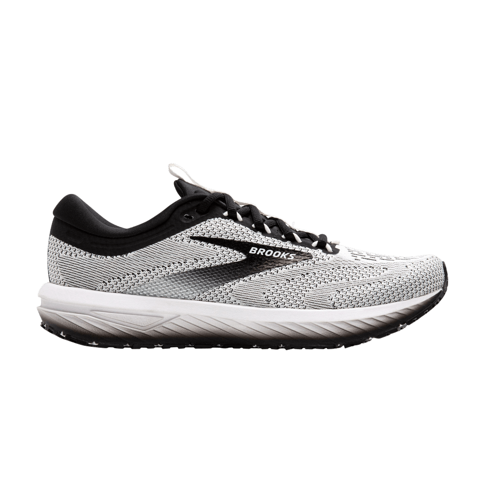 wmns-revel-7-white-black-120424-1b-121