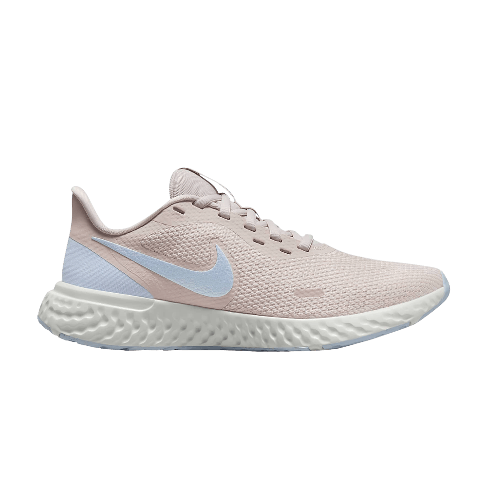 wmns-revolution-5-barely-rose-hydrogen-blue-bq3207-604