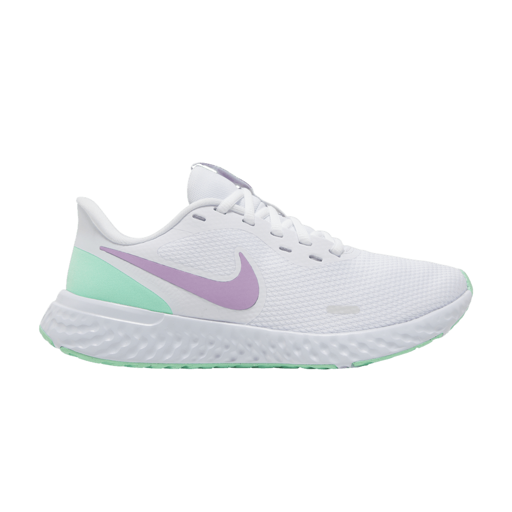 wmns-revolution-5-white-green-glow-violet-bq3207-111
