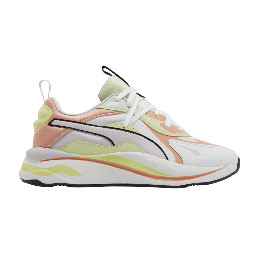 wmns-rs-curve-mis-fog-peach-pink-387128-01