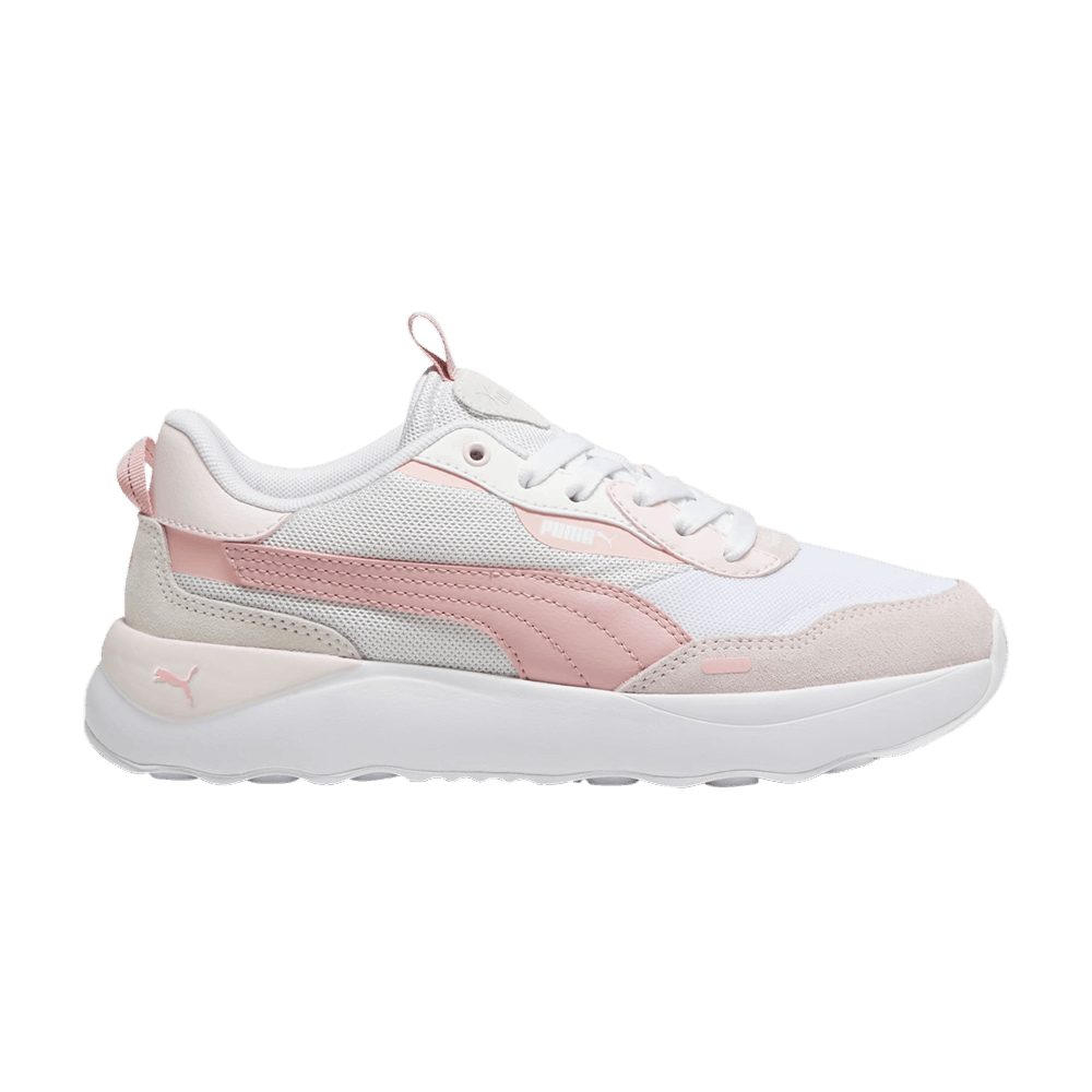 wmns-runtamed-platform-feather-grey-future-pink-392324-04