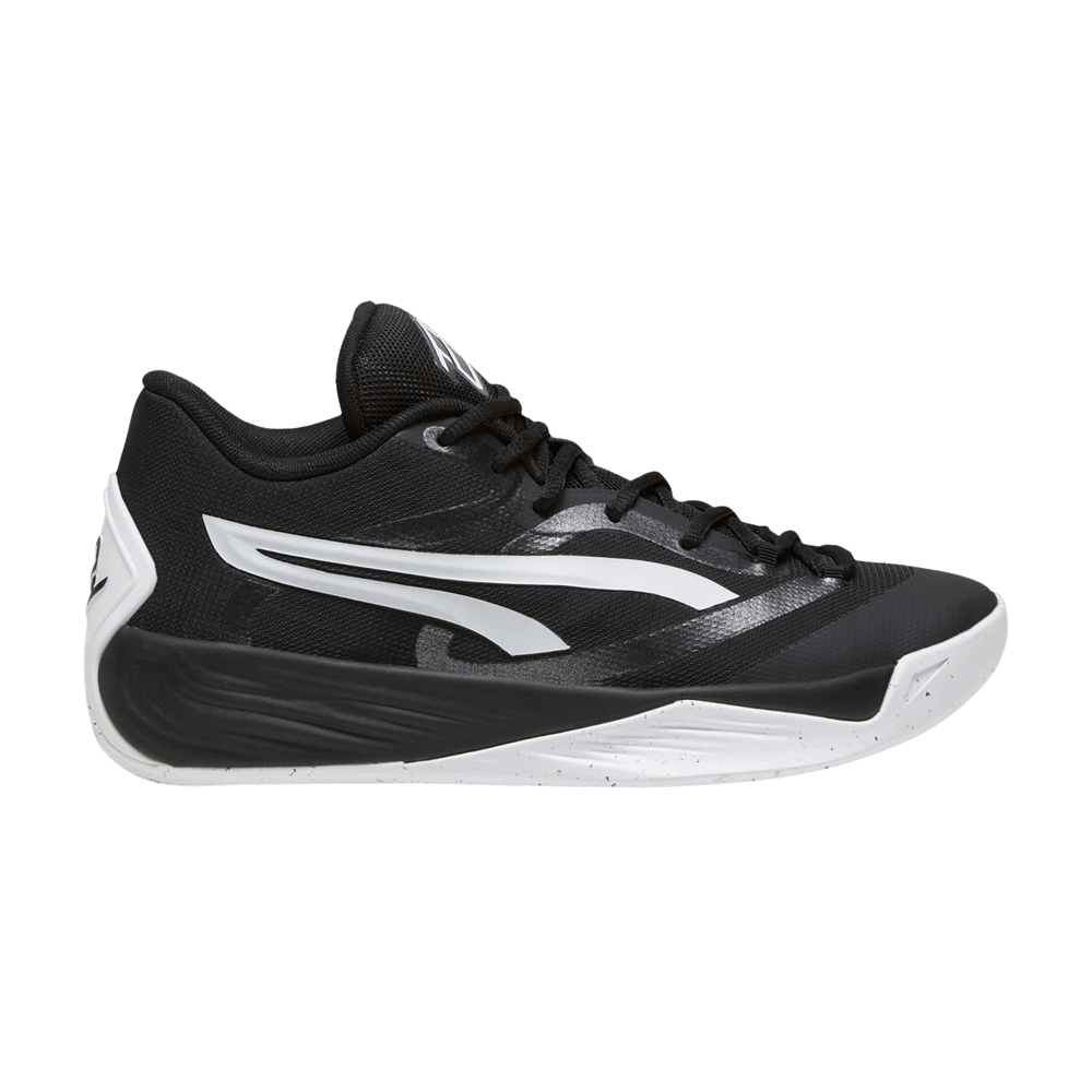 wmns-stewie-2-team-black-white-379082-05