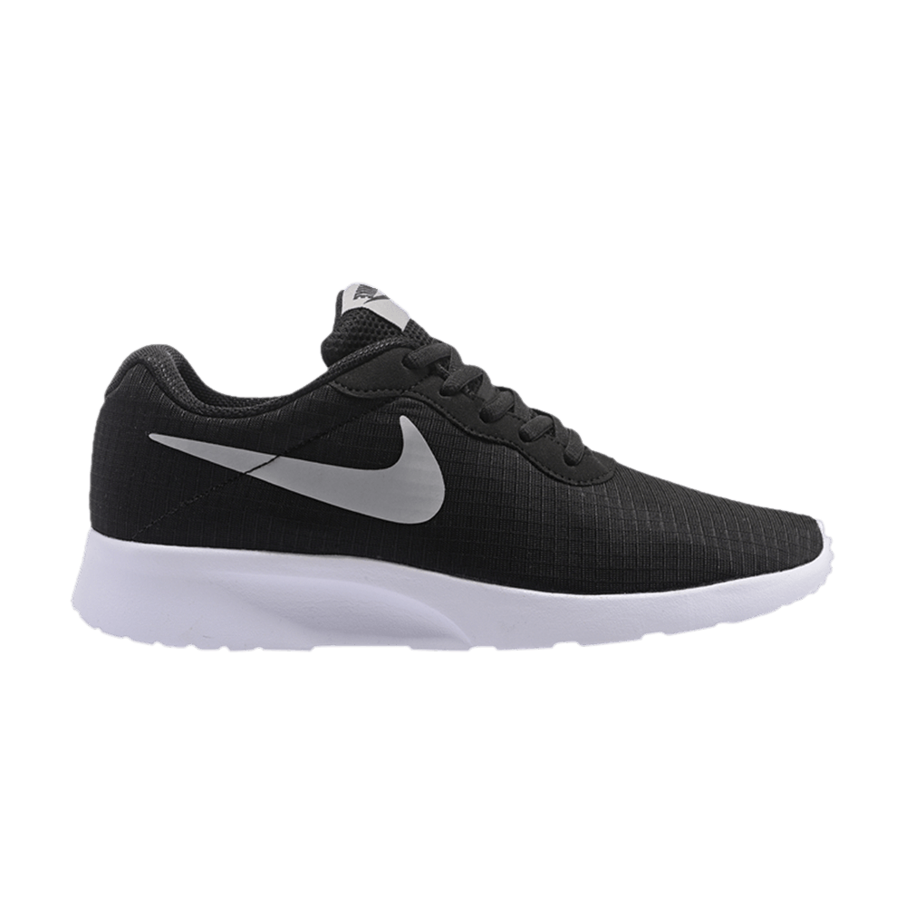 wmns-tanjun-se-black-white-844908-002