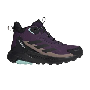 Фиолетовый