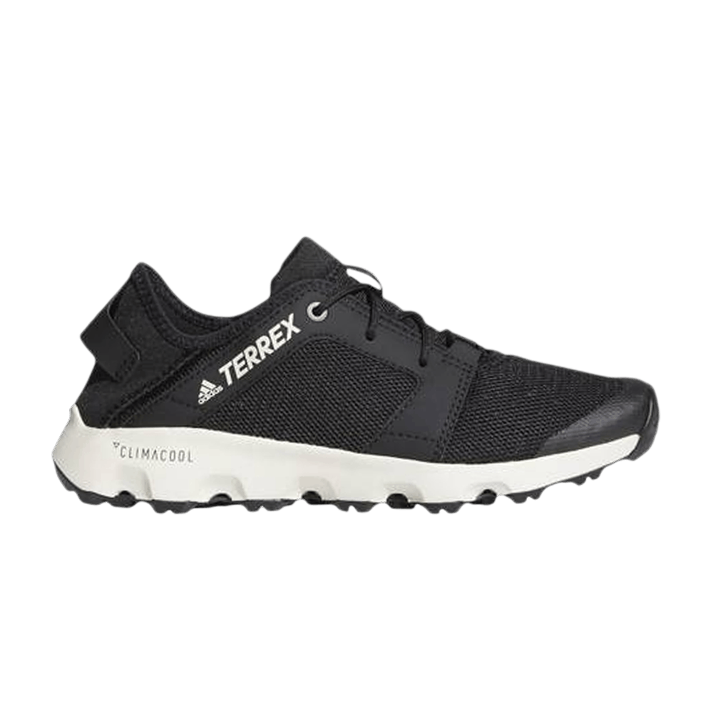 wmns-terrex-voyager-heat-rdy-black-white-cm7542