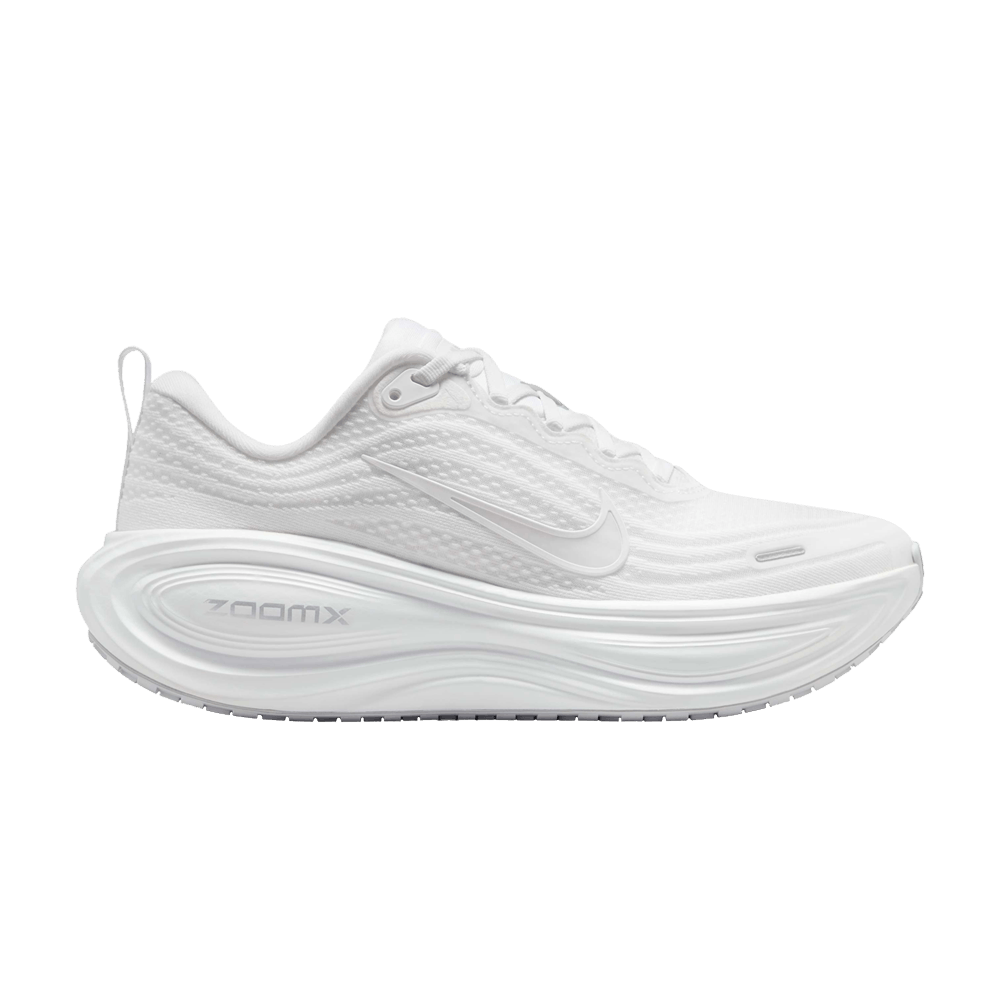 wmns-vomero-plus-triple-white-hv8154-102