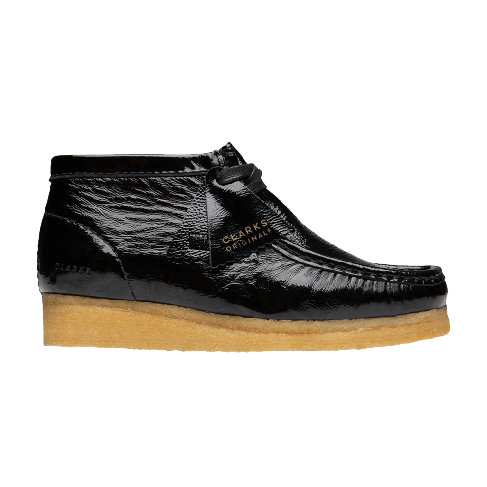 wmns-wallabee-boot-black-crinkled-patent-261-54804
