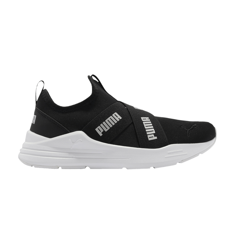 wmns-wired-run-slip-on-black-silver-382299-01