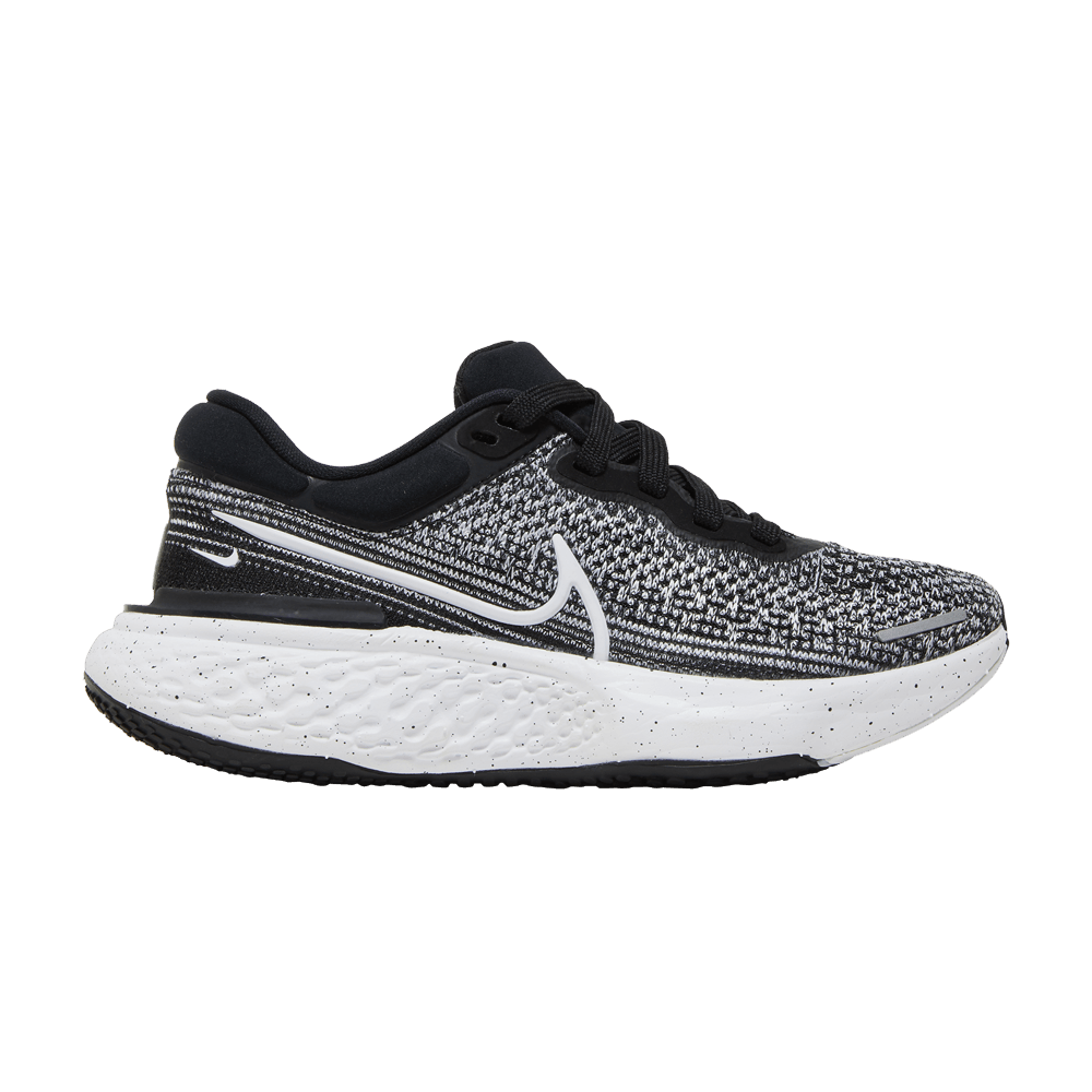 wmns-zoomx-invincible-run-flyknit-white-black-ct2229-103