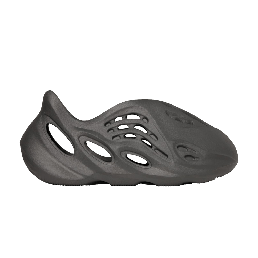 yeezy-foam-runner-kids-carbon-ig5352