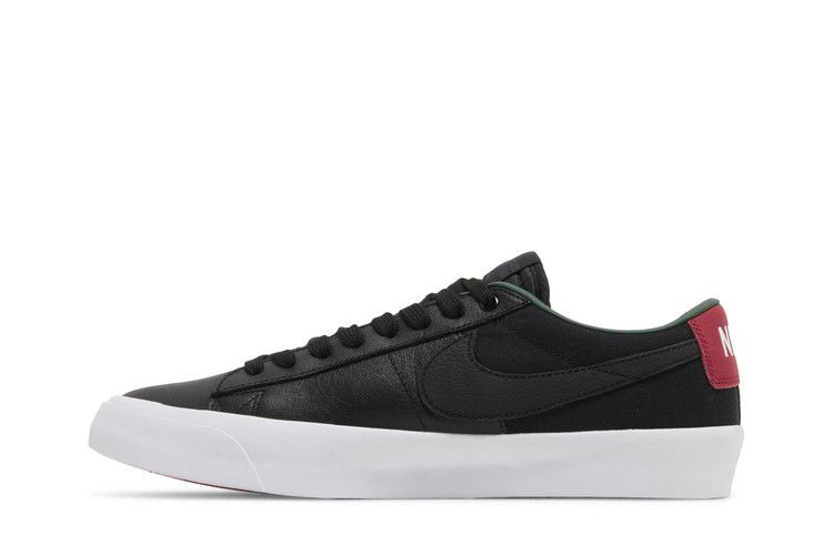 Кроссовки Nike Zoom Blazer Low Pro GT Premium SB 'Black Varsity Red'