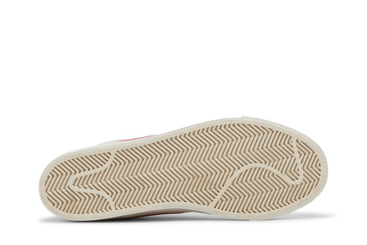 Кроссовки Nike Zoom Blazer Mid SB 'White University Red'