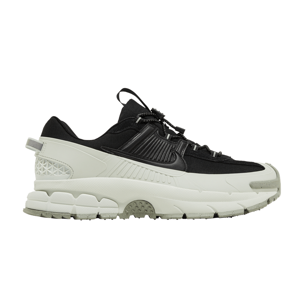 zoom-vomero-roam-black-light-silver-fv2295-001