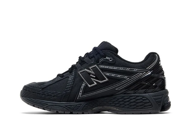 Кроссовки New Balance 1906R 'Black Silver Metallic'