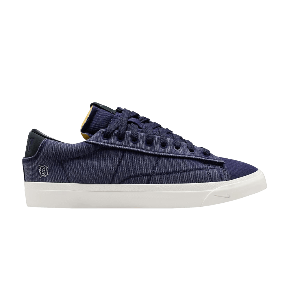 devin-booker-x-nike-blazer-low-detroit-tigers-pack-college-navy-hq2054-400