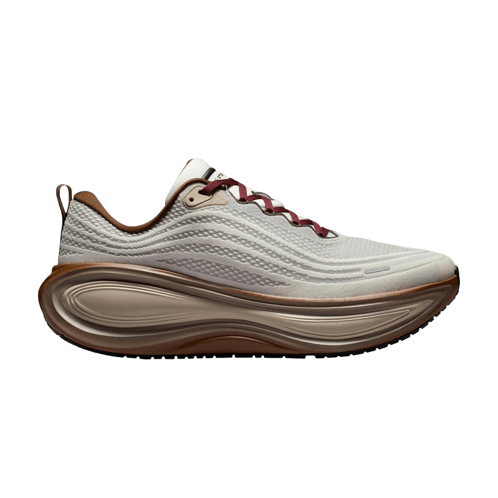 nike-vomero-plus-qs-sail-pecan-brown-io4482-100