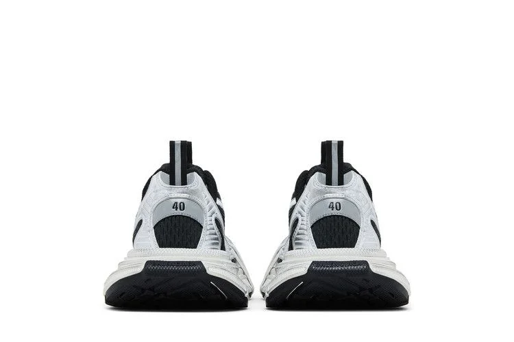 Кроссовки Balenciaga Wmns 3XL Sneaker 'Worn-Out Gradient - Black Grey White'