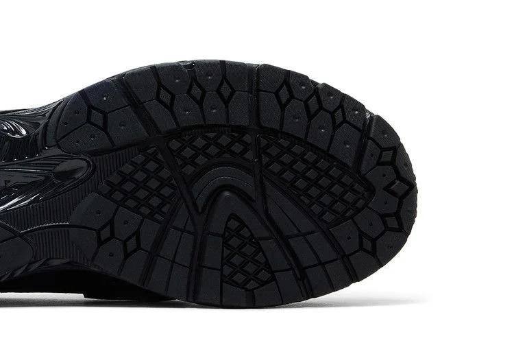 Кроссовки New Balance 1906L 'Black Angora'