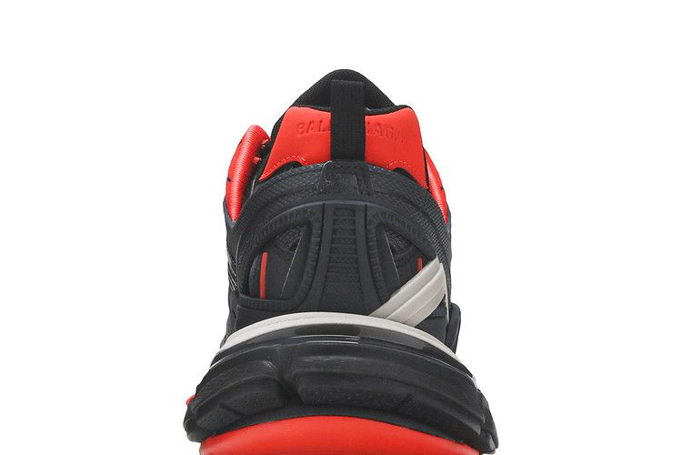 Кроссовки Balenciaga Track.2 Trainer 'Black Red Grey'