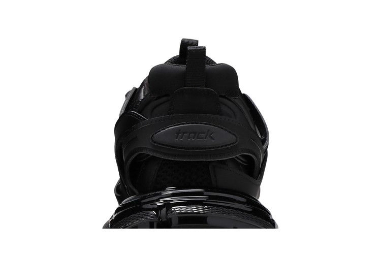 Кроссовки Balenciaga Track Sneaker 'Clear Sole - Black'