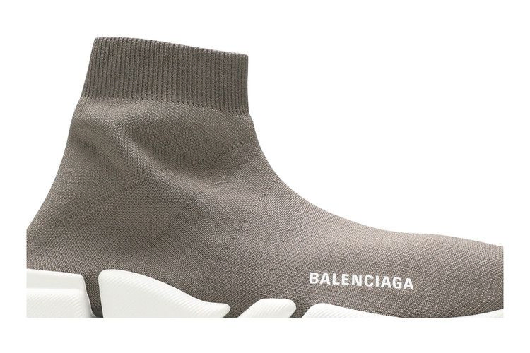 Кроссовки Balenciaga Wmns Speed 2.0 Sneaker 'Dark Beige'
