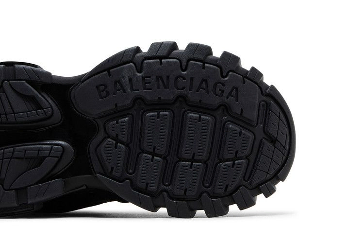 Кроссовки Balenciaga Wmns Track Sneaker 'Fake Fur - Black Pink'