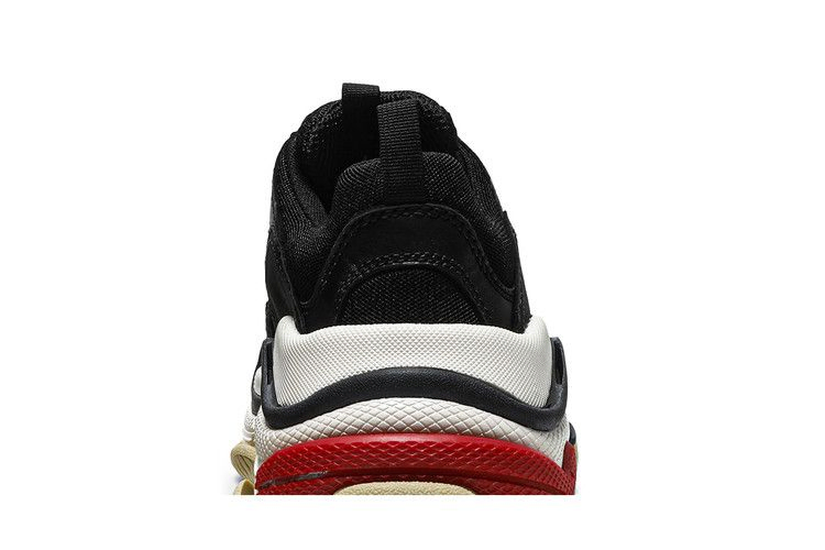 Кроссовки Balenciaga Wmns Triple S Sneaker 'Black Red'