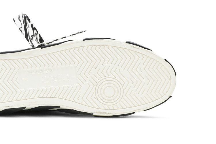 Кроссовки Off-White Vulc Sneaker Mid 'Black White'