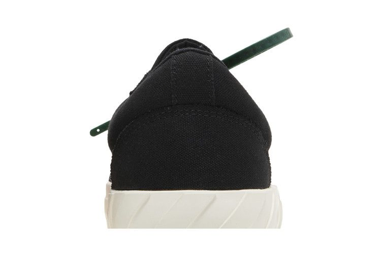 Кроссовки Off-White Wmns Vulc Sneaker 'Black White'