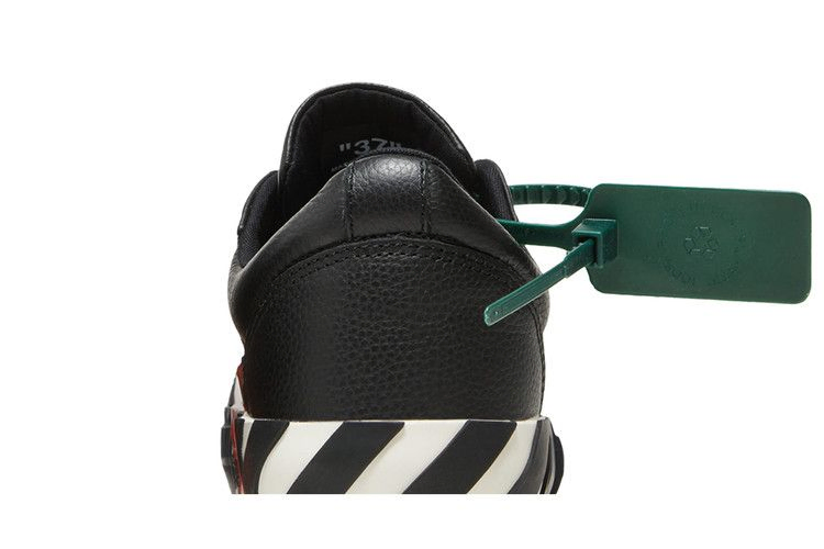 Кроссовки Off-White Wmns Vulc Sneaker 'Black White'