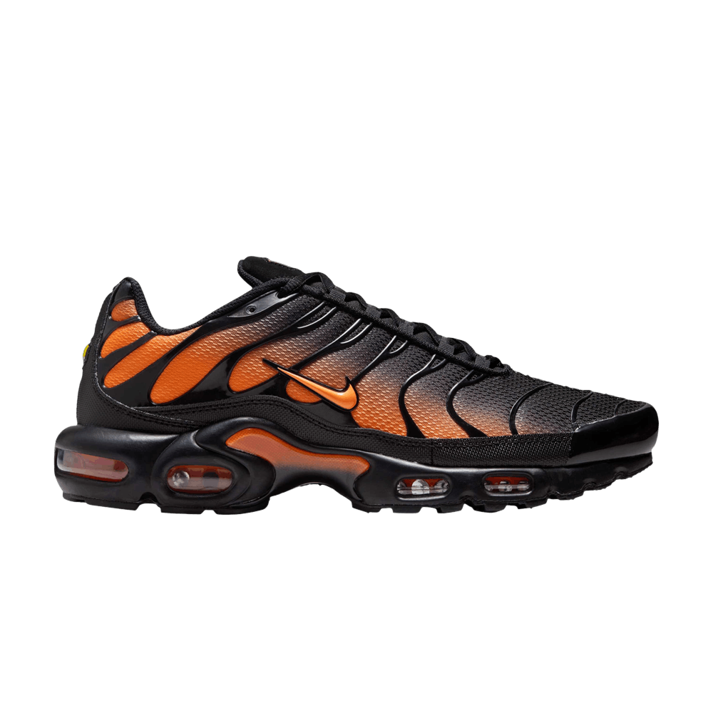 air-max-plus-black-total-orange-dm0032-025