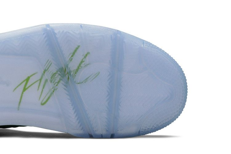 Кроссовки Mark Wahlburg x Air Jordan 4 Retro 'Wahlburgers'