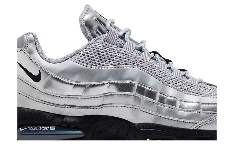 Кроссовки Nike Air Max 95 SE 'Big Bubble - Total 90 Metallic Silver'