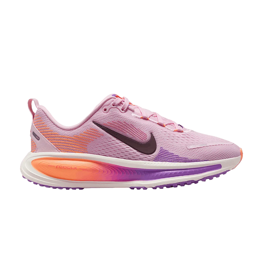 Кроссовки Nike Vomero 18 ' Road GS 'Pink Foam Bright Violet'