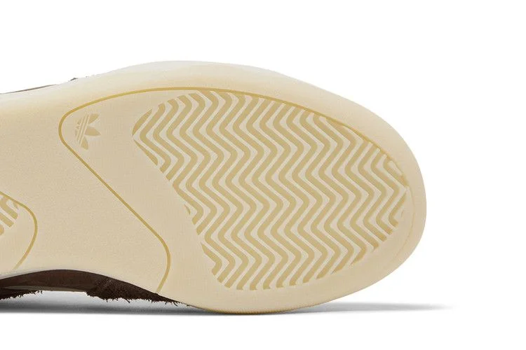 Кроссовки adidas BADBO 1.0 'Brown'