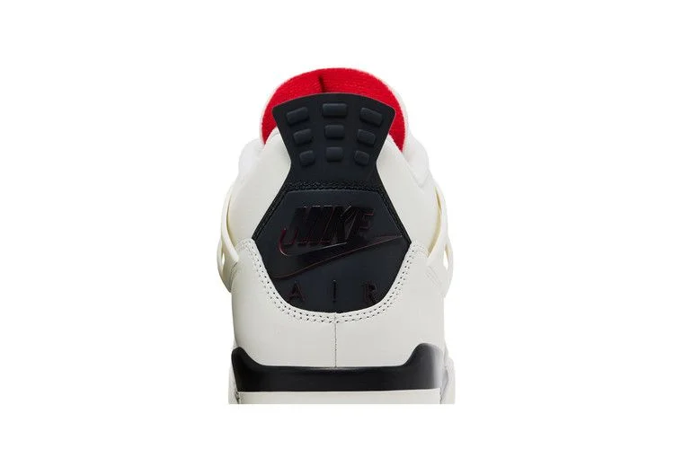 Кроссовки Air Jordan 4 Retro 'Flight Club'