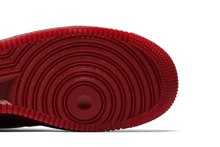 Кроссовки Nike Air Force 1 Low 'Patent Leather Dark Team Red'