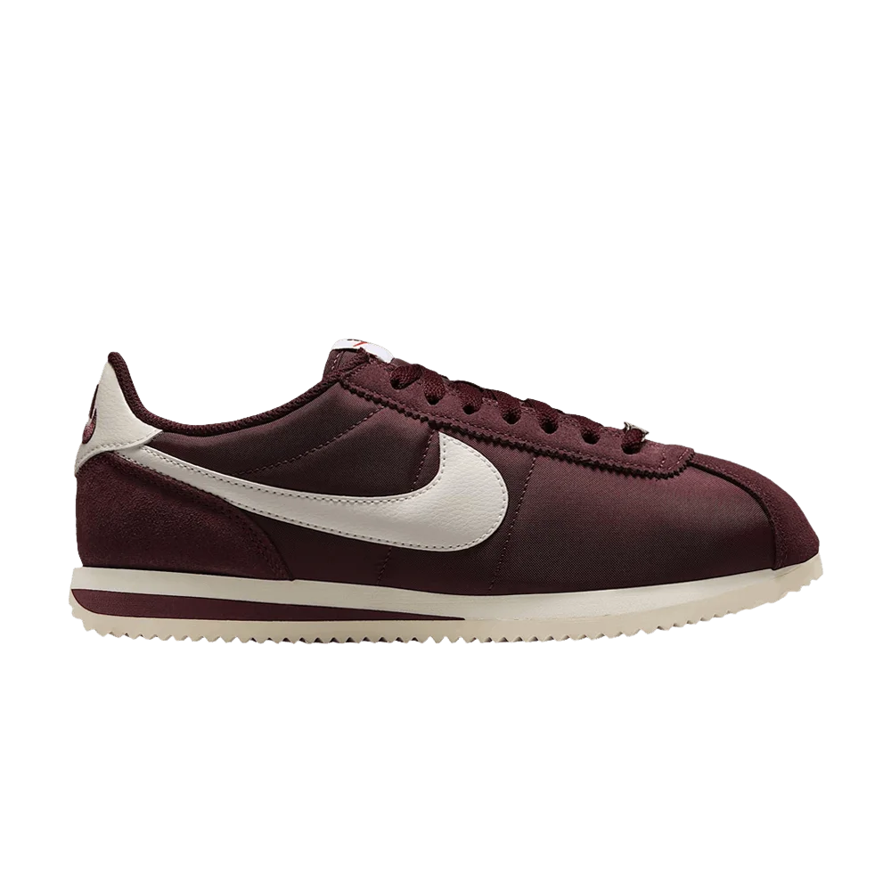 Кроссовки Nike Wmns Cortez Textile Shoes 'Burgundy Crush/Sail'