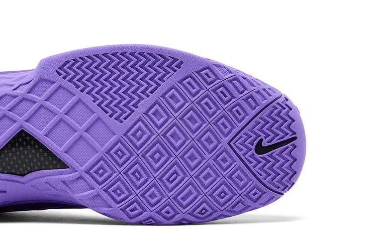 Кроссовки Nike Zoom Kobe 3 Low Protro 'Warning Label'