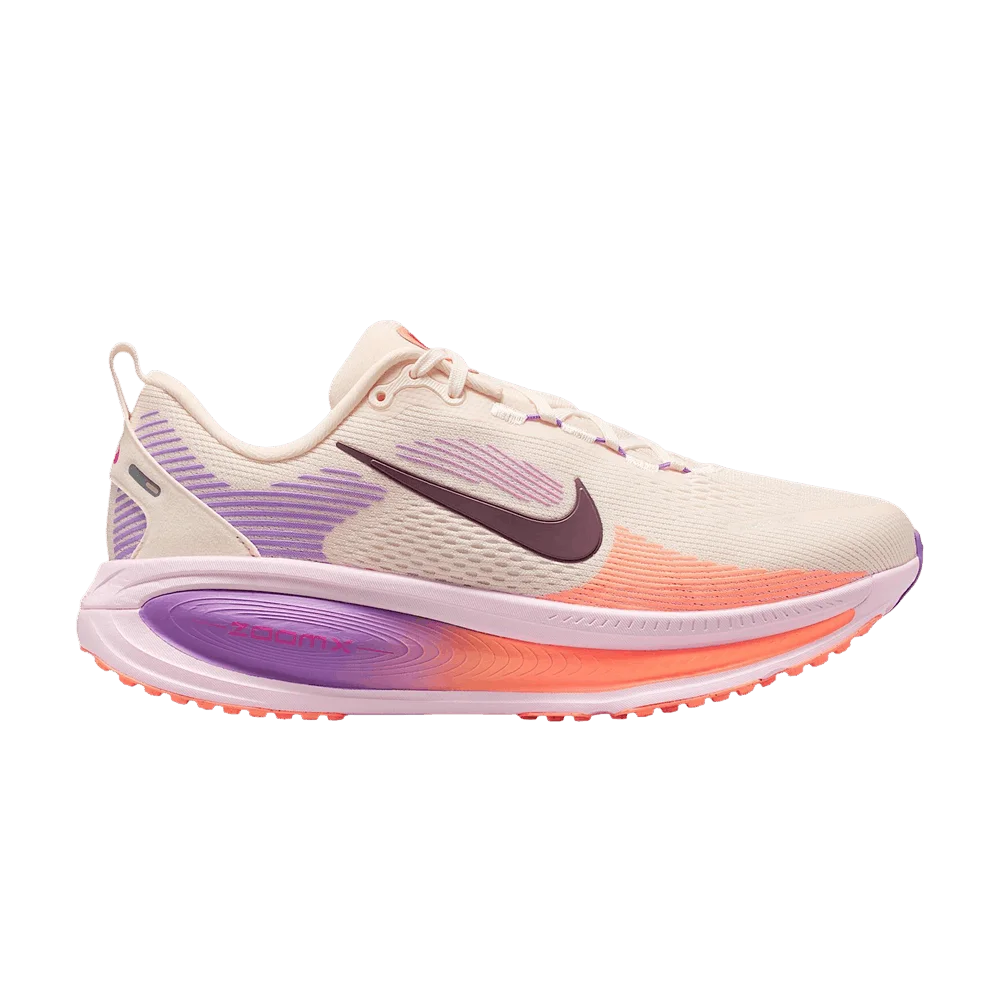 Кроссовки Nike Wmns Vomero 18 Road Extra Wide 'Chalk Pink Foam Bright Violet Tattoo'